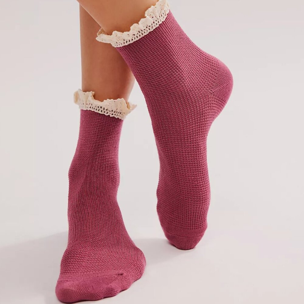 NWT Free People Beloved Waffle Knit Ankle Socks ivory white 1 Pair - Picture 12 of 12